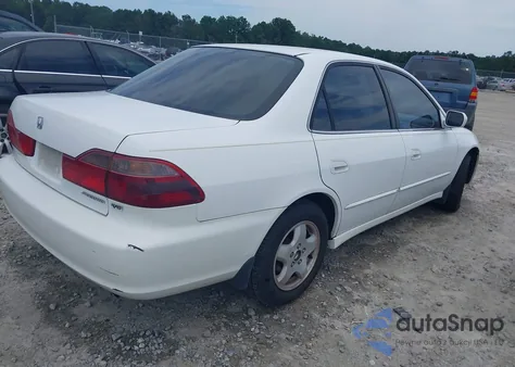 1999 Honda Accord Ex V6 из США, поврежденный, VIN 1HGCG1657XA047940